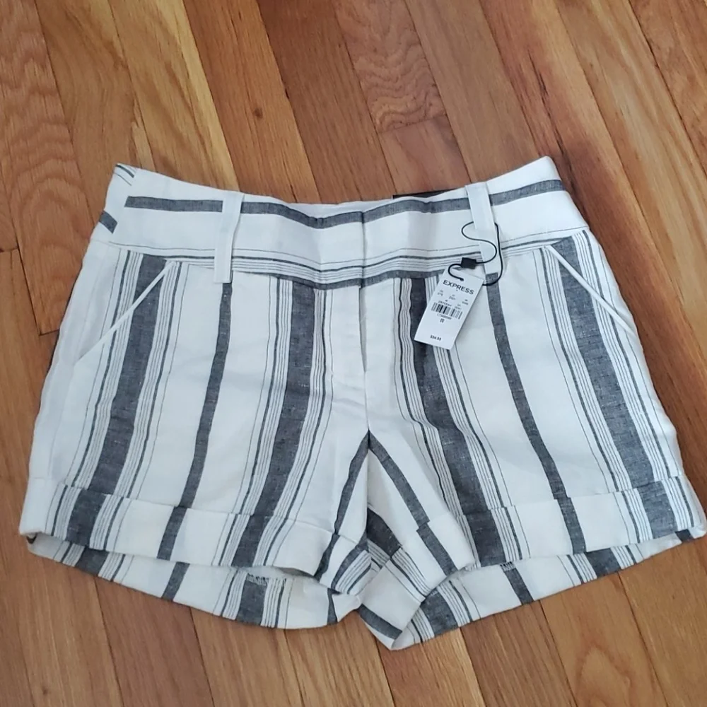 NWT Express Shorts - Picture 1 of 2